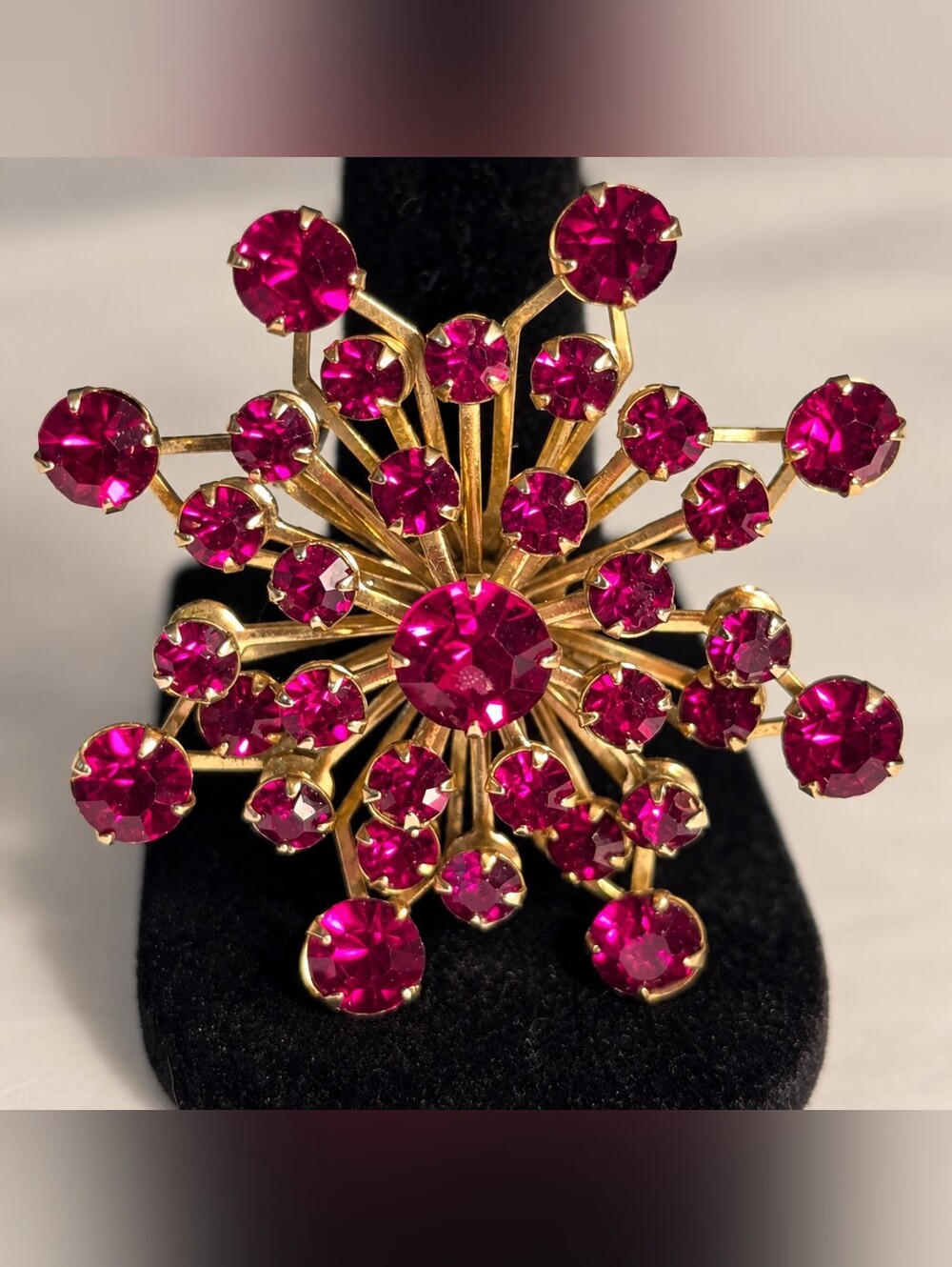 Vintage Fuchsia Rhinestone Starburst Brooch Pin Gold Tone Statement Jewelry
